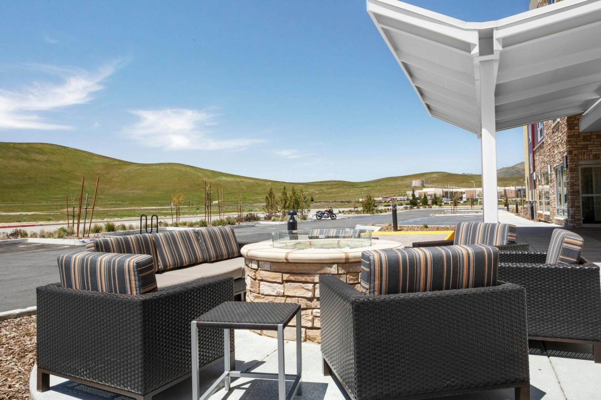 Towneplace Suites By Marriott Tehachapi Εξωτερικό φωτογραφία